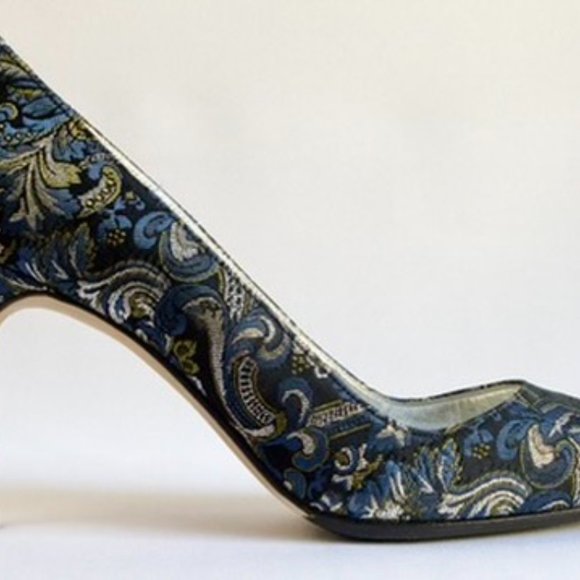 Manolo Blahnik BB 90 Printed Pump NWT Sole Protected - Picture 9 of 11